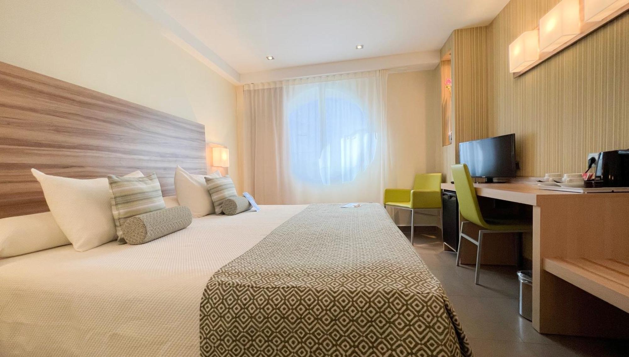 Riviera Beachotel - Adults Recommended Benidorm Dış mekan fotoğraf