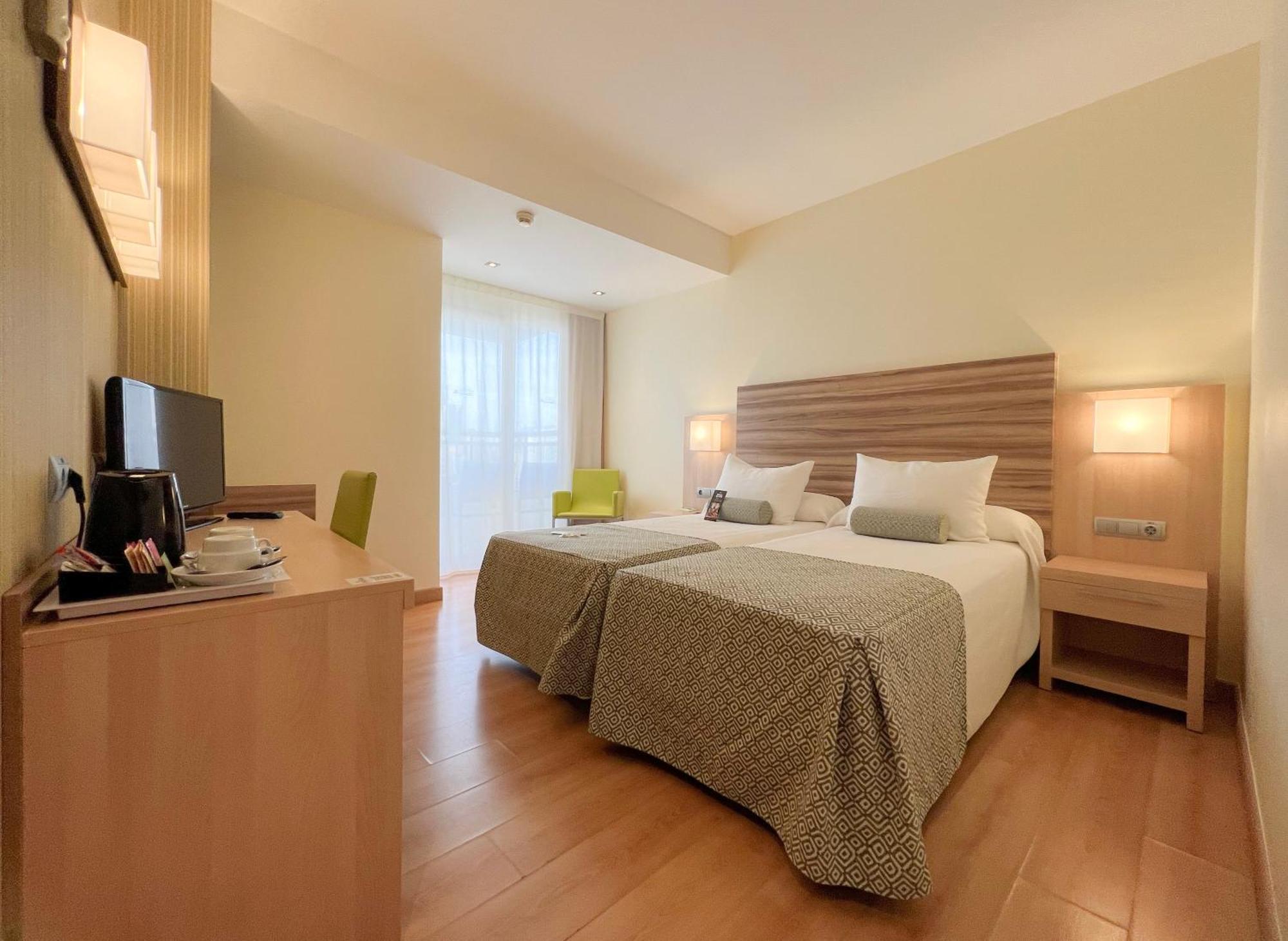 Riviera Beachotel - Adults Recommended Benidorm Dış mekan fotoğraf