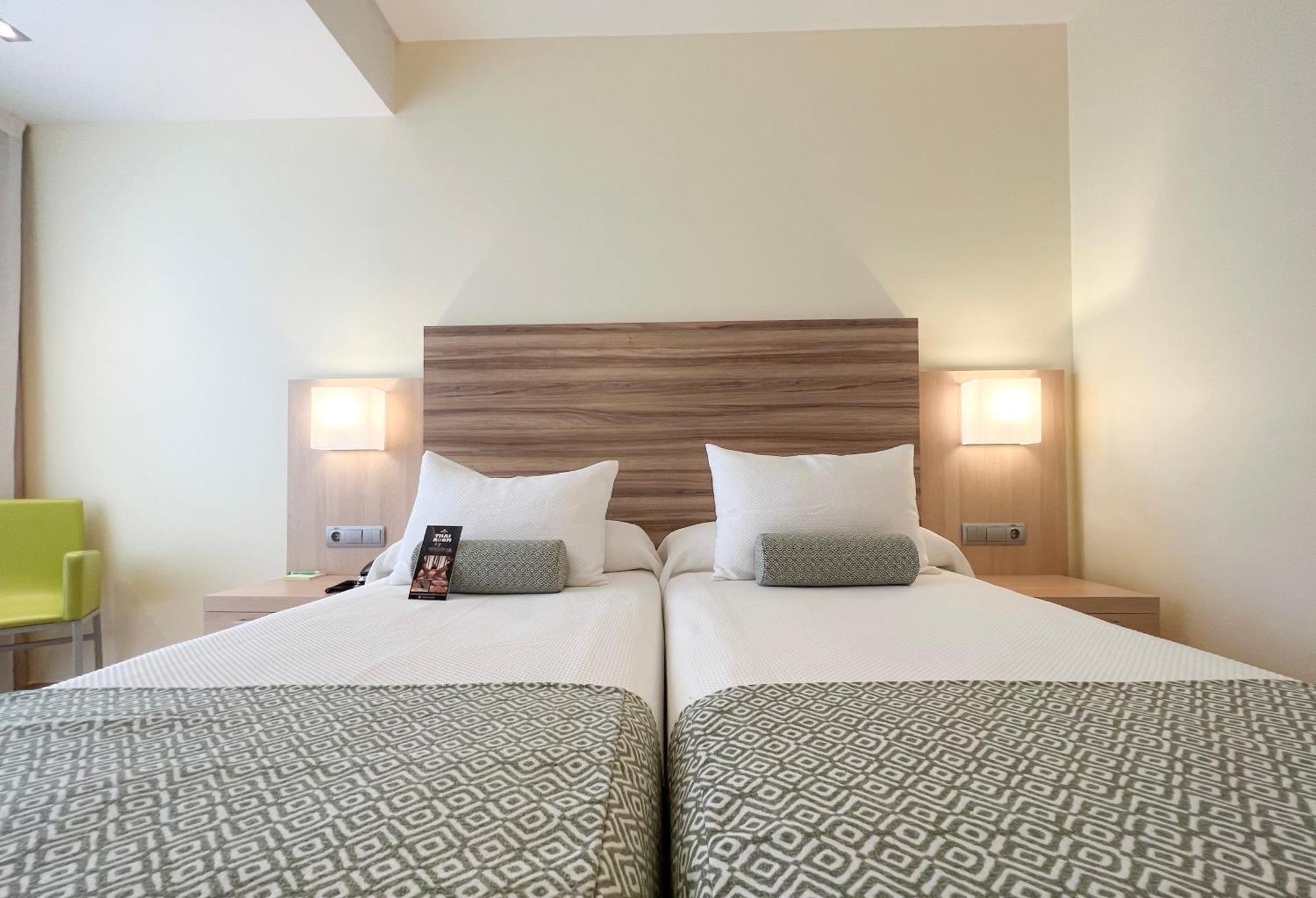 Riviera Beachotel - Adults Recommended Benidorm Dış mekan fotoğraf