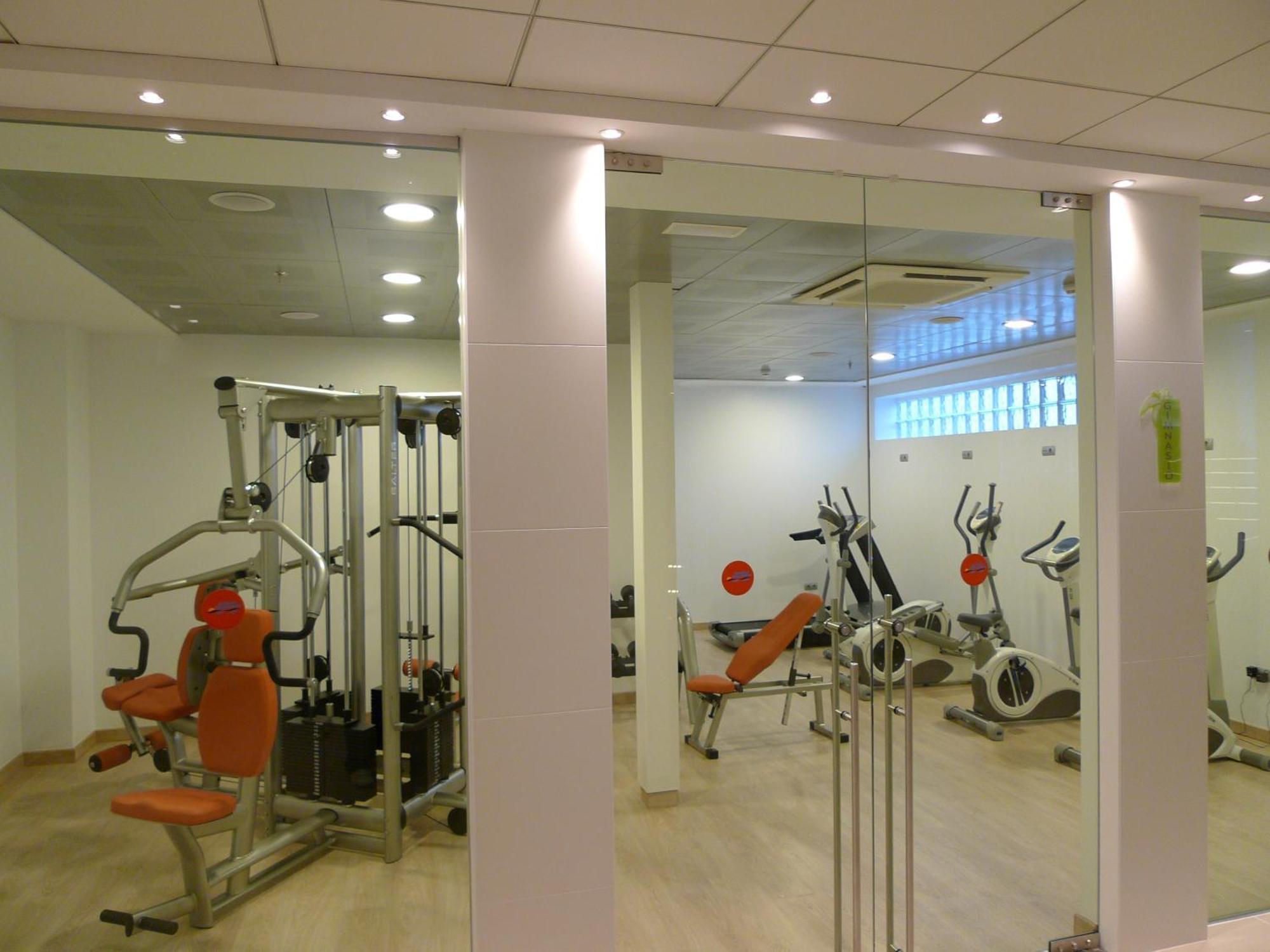 Riviera Beachotel - Adults Recommended Benidorm Dış mekan fotoğraf